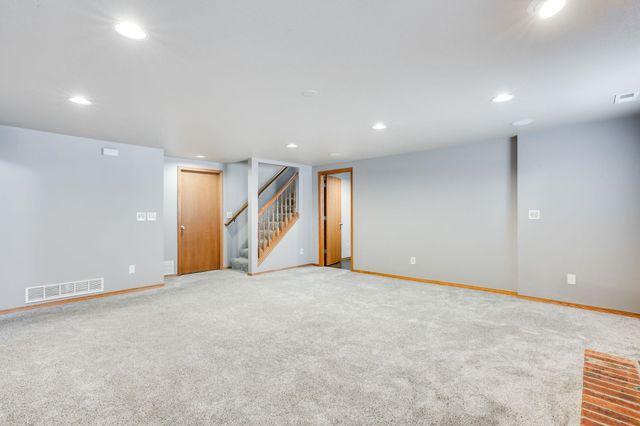 8811 W Britton Ct, Wichita, KS 67205