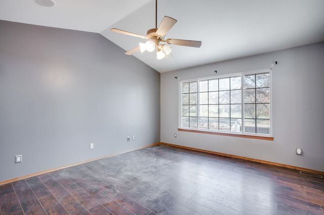 8811 W Britton Ct, Wichita, KS 67205