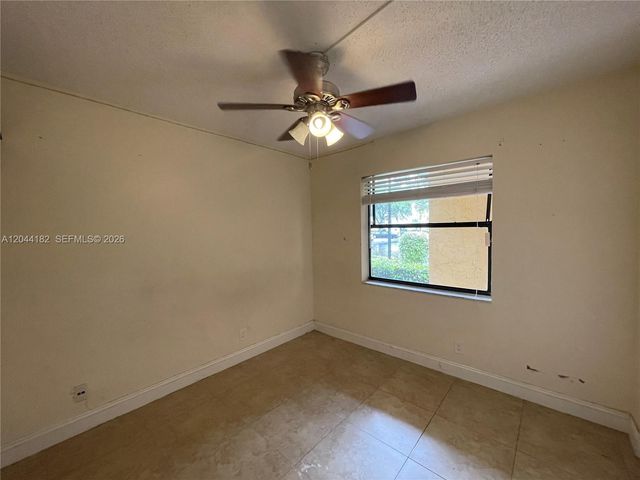 9044 NW 28th Dr 3-106, Coral Springs, FL 33065