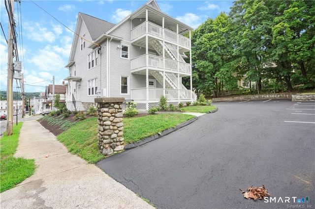 174 Coram Avenue 2B, Shelton, CT 06484