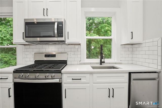 174 Coram Avenue 2B, Shelton, CT 06484