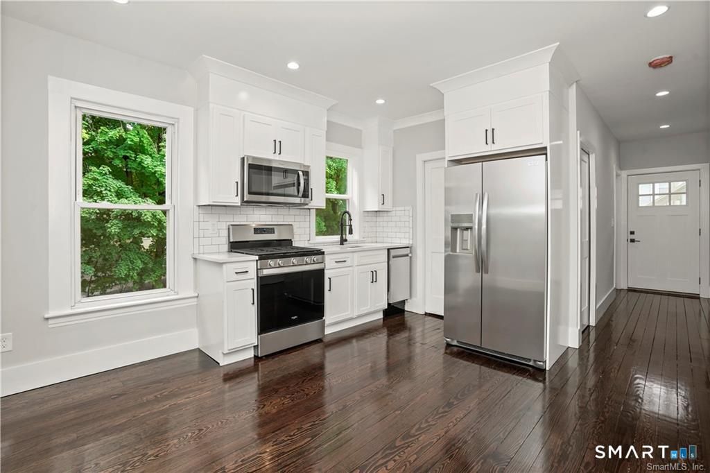 174 Coram Avenue 2B, Shelton, CT 06484