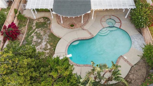 11001 Limerick Avenue, Chatsworth, CA 91311