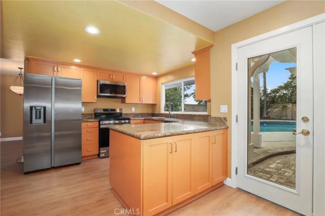 11001 Limerick Avenue, Chatsworth, CA 91311