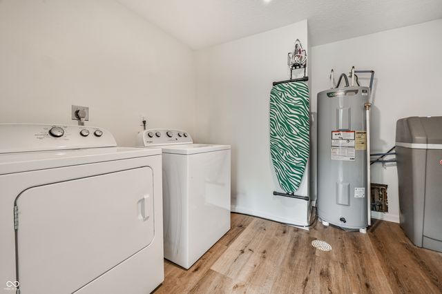 7505 Blue Creek South Drive, Indianapolis, IN 46256