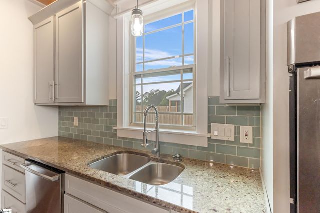 555 Old Bethel Road, Moore, SC 29369