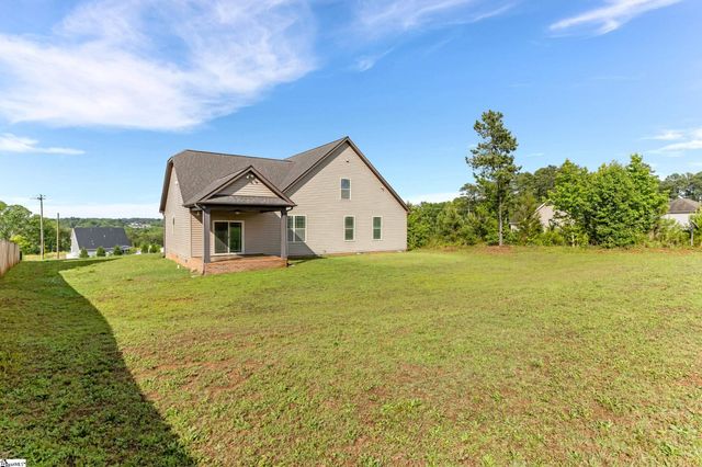 555 Old Bethel Road, Moore, SC 29369