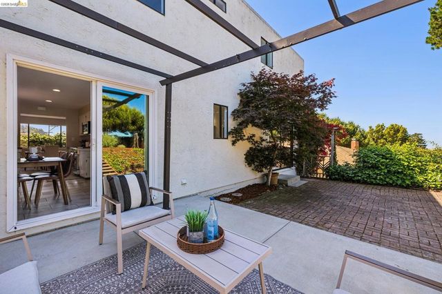 6025 Jordan Ave, El Cerrito, CA 94530