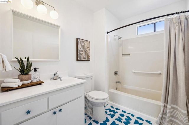 6025 Jordan Ave, El Cerrito, CA 94530