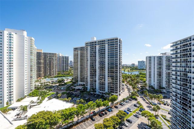 20515 E Country Club Drive 1848, Miami, FL 33180