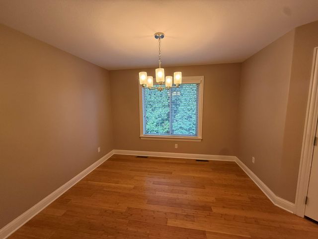 6802 STANWOOD DR, Columbia, MO 65203