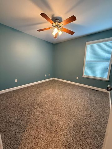6802 STANWOOD DR, Columbia, MO 65203