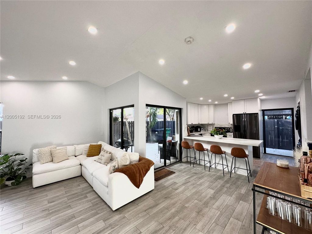 4840 SW 149th Ct 16F, Miami, FL 33185