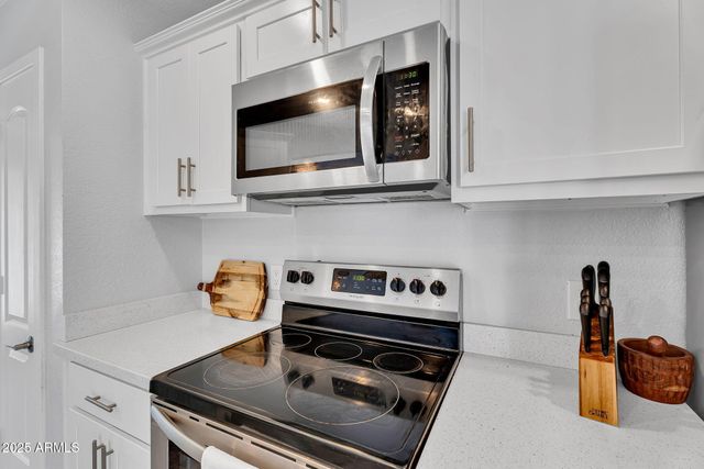 1510 E COMMERCE Avenue, Gilbert, AZ 85234