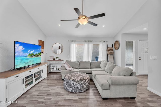 1510 E COMMERCE Avenue, Gilbert, AZ 85234