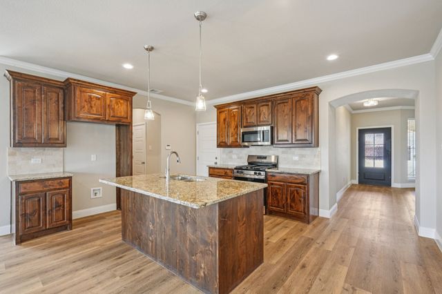 222 Cheyenne Trail, Alvarado, TX 76009