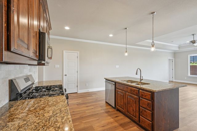 222 Cheyenne Trail, Alvarado, TX 76009