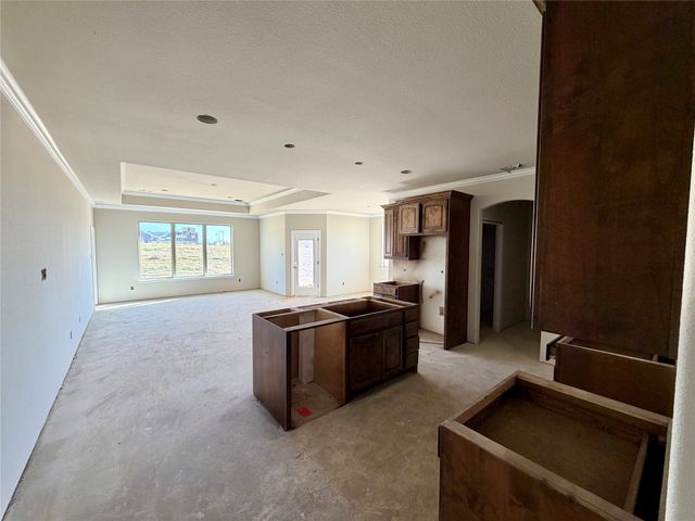 222 Cheyenne Trail, Alvarado, TX 76009