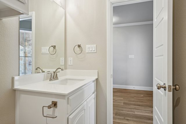 222 Cheyenne Trail, Alvarado, TX 76009