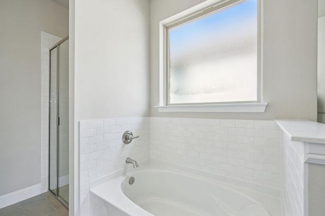 222 Cheyenne Trail, Alvarado, TX 76009