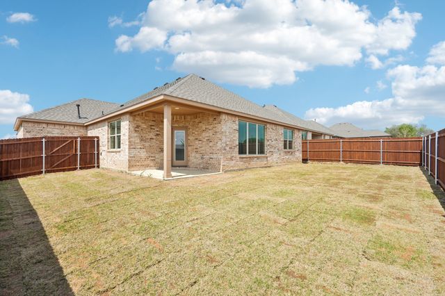 222 Cheyenne Trail, Alvarado, TX 76009
