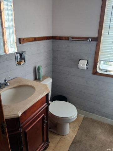 337 Lincoln Way, South Bend, IN 46601