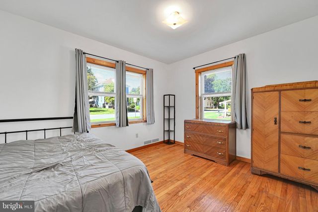 1801 URSINUS AVE, Lancaster, PA 17603