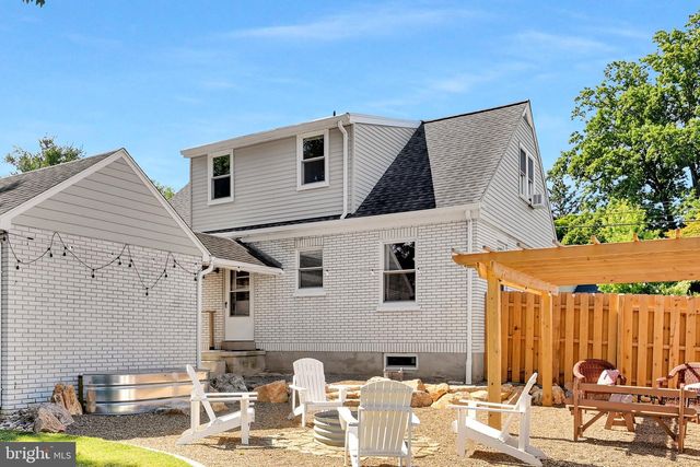 1801 URSINUS AVE, Lancaster, PA 17603