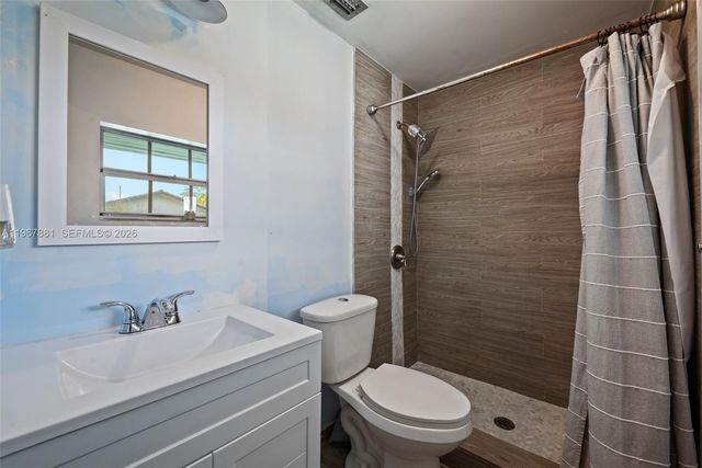 296 Navajo St, Miami Springs, FL 33166