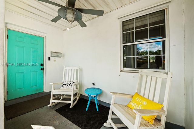 296 Navajo St, Miami Springs, FL 33166