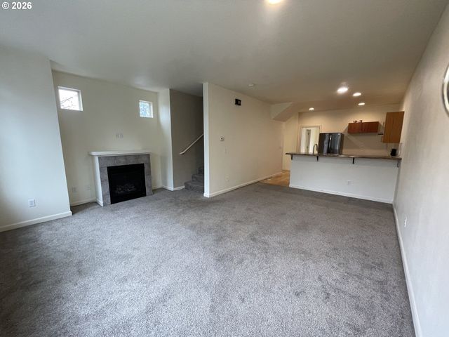 16735 Sw BASELINE Rd, Beaverton, OR 97006