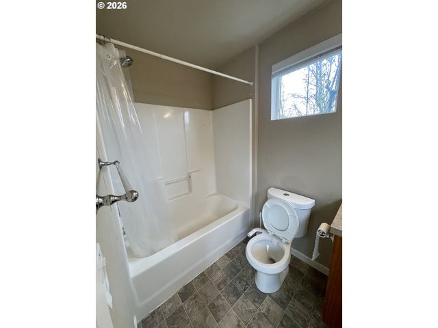 16735 Sw BASELINE Rd, Beaverton, OR 97006