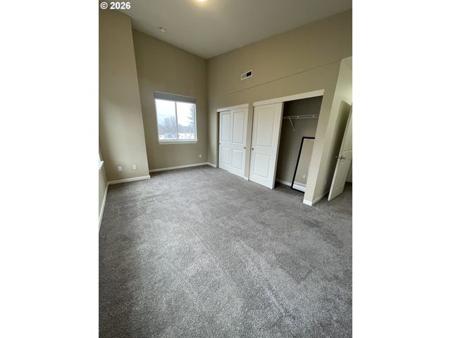 16735 Sw BASELINE Rd, Beaverton, OR 97006