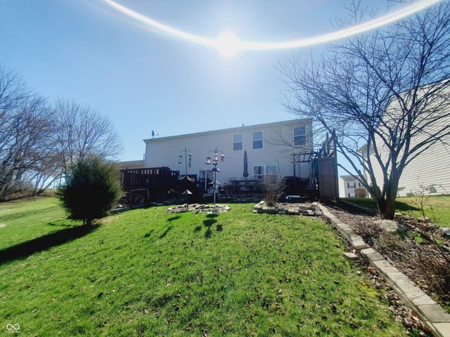 10916 Meadow Lake Drive, Indianapolis, IN 46229