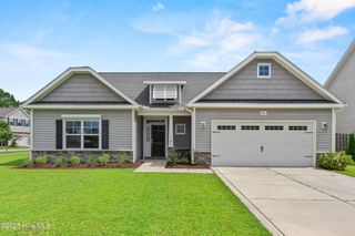 201 Pine Island Drive, Hampstead, NC 28443