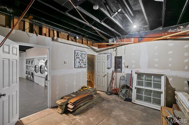 5412 Ulena Avenue, St Louis, MO 63116