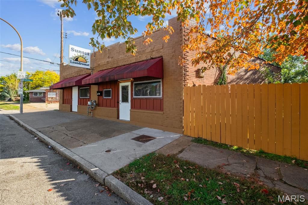 5412 Ulena Avenue, St Louis, MO 63116