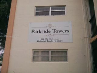 220 SW 9th Ave 519, Hallandale Beach, FL 33009
