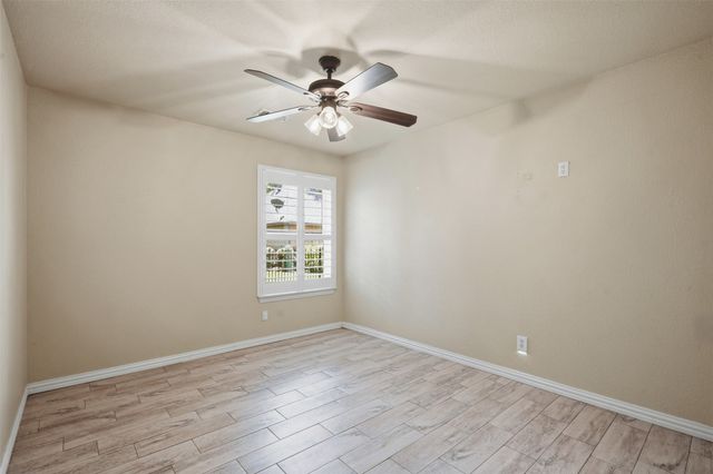 900 Muirfield Drive, Mansfield, TX 76063