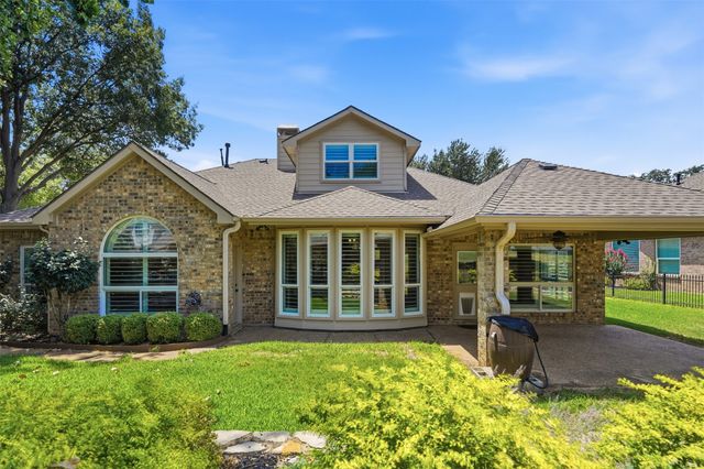 900 Muirfield Drive, Mansfield, TX 76063