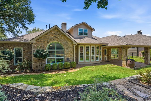 900 Muirfield Drive, Mansfield, TX 76063