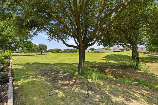 900 Muirfield Drive, Mansfield, TX 76063