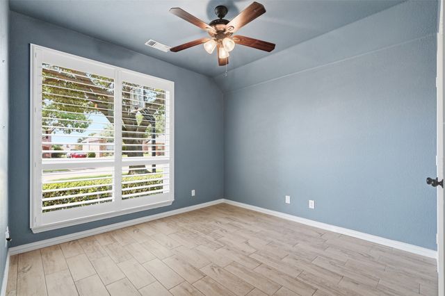 900 Muirfield Drive, Mansfield, TX 76063