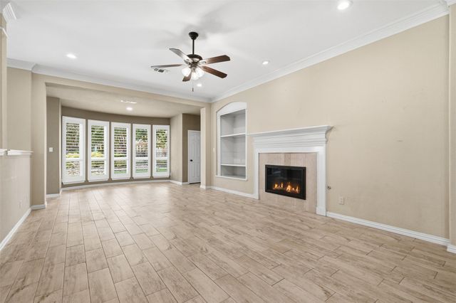 900 Muirfield Drive, Mansfield, TX 76063