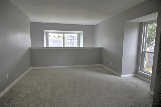 16120 Stuebner Airline Road 601, Spring, TX 77379