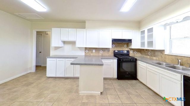 205 E 2nd, Georgetown, TX 78626