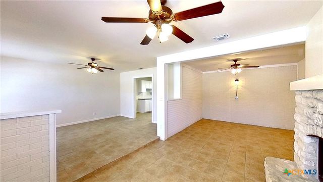 205 E 2nd, Georgetown, TX 78626