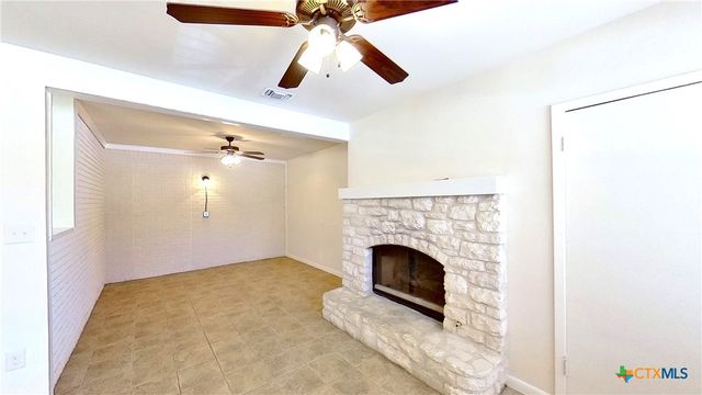 205 E 2nd, Georgetown, TX 78626