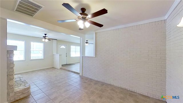 205 E 2nd, Georgetown, TX 78626