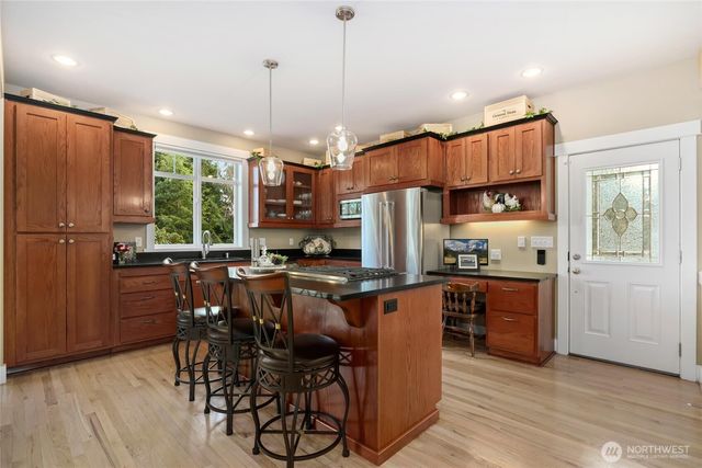 342 Echo Ridge Way, Camano Island, WA 98282